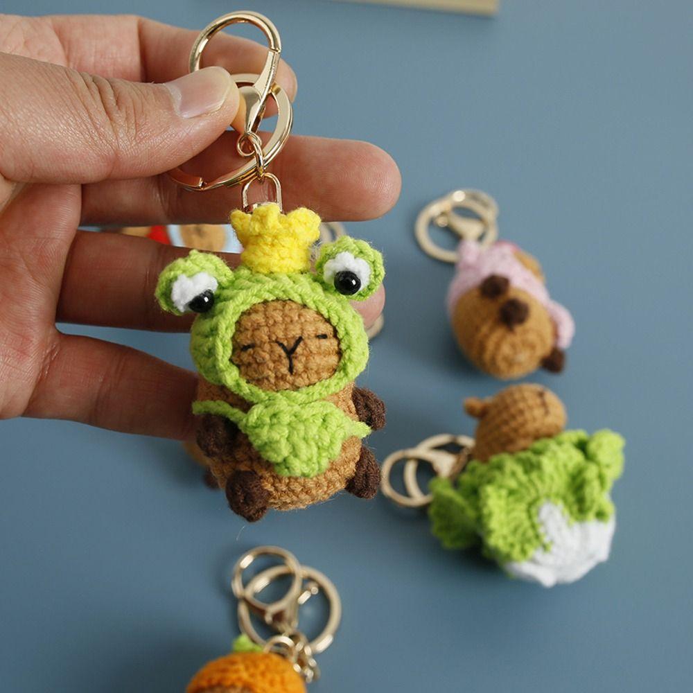 Cartoon Capybara Keychains Wool Making Crochet Keyrings Knitting Capybara Doll  Small Toy