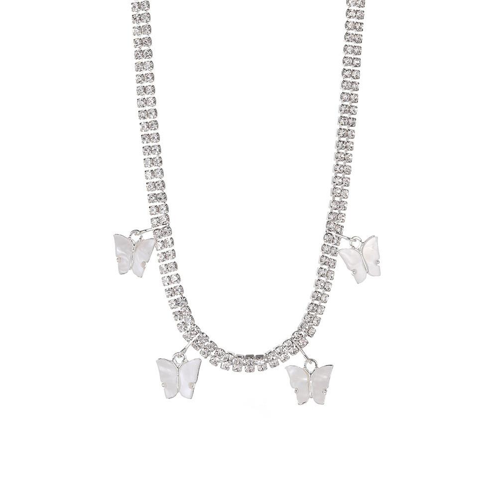 

Trendy European Style Cute Butterfly Necklace In Dazzling Colors For Women срібний