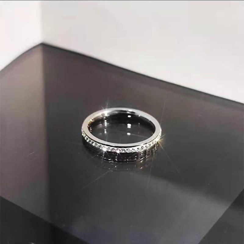 Women's High-End Titanium Steel Diamond Ring – Fashion & Light Luxury Style