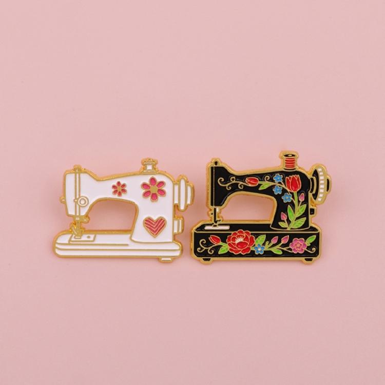 Cartoon Sewing Machine Brooch Zinc Alloy Construction Fashion Decoration Accessory for Secure Fastening