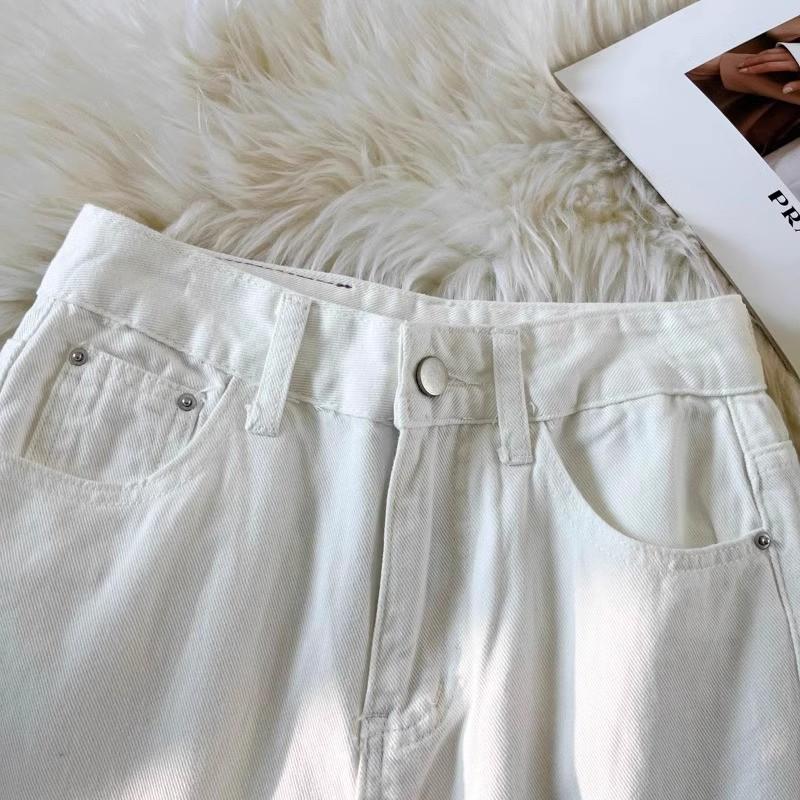 White Women's High-Waisted Wide-Leg Jeans - Trendy, Versatile, Slimming, Loose Fit, Plus Size, Floor-Length Pants for Autumn