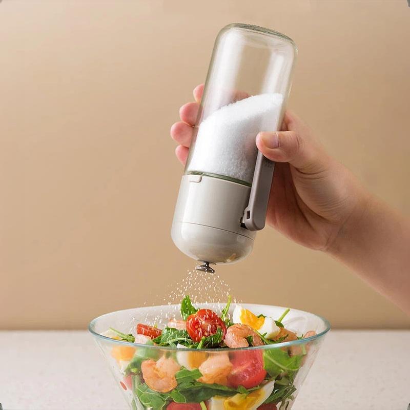 1Pcs Household Salt Jar Kitchen Cooking Salt And Pepper Shakers Quantitative Glass Seasoning Bottle Each Press 0.5G Metering