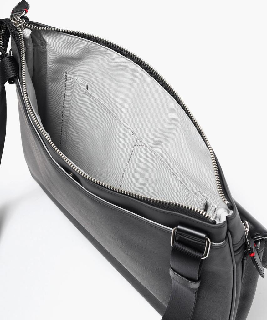 Takeo Kikuchi Cima Horizontal Shoulder Bag, Made In Japan, No. 740113, Black