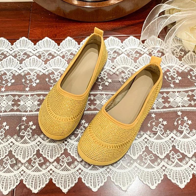 Fashion 2025 NEW Women's Soft and Comfortable Flat Slip-On Shoes Spring New Style Soft Shoe Easy-Wear Casual Footwear