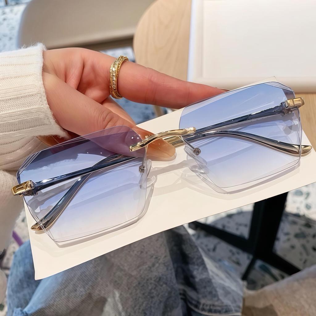 Square Metal Sunglasses With Pc Lenses For Fashion And Travel