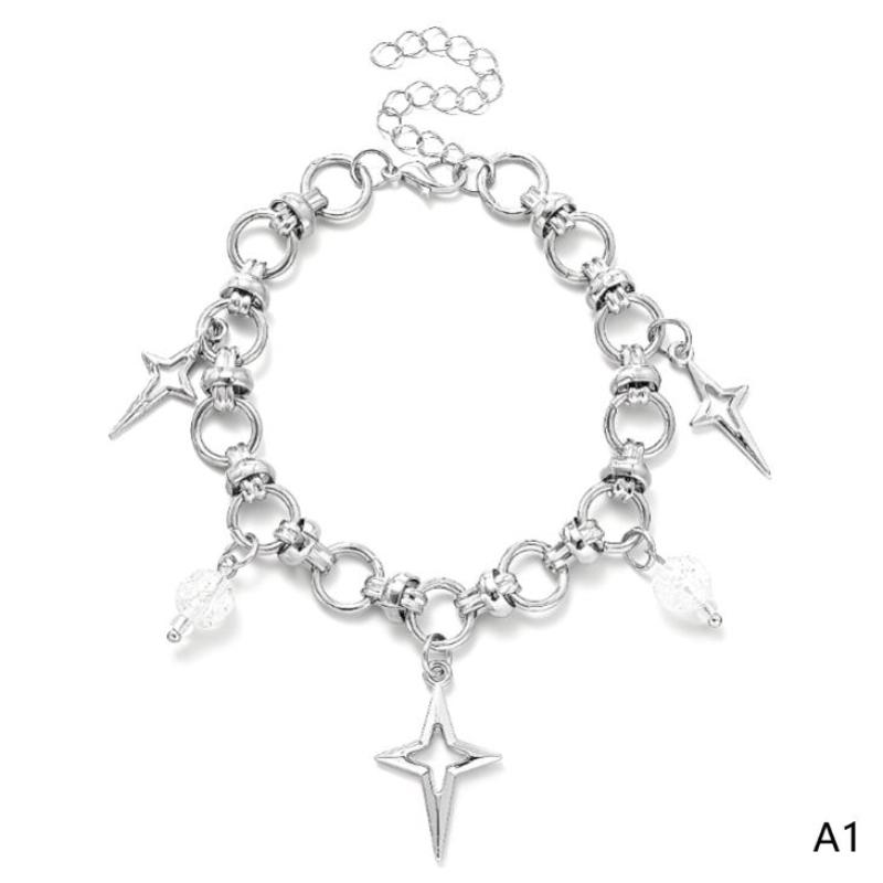 

A Stylish Hollow Star Pendant With Geometric Splicing Designed Car Rearview Mirror And Steering Wheel Decoration Accessory A1