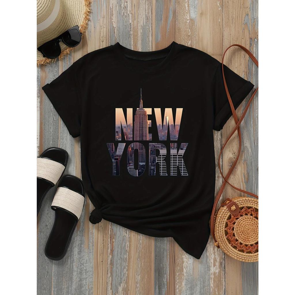 Elegant New York Landmark Graphic Tee for Women - Casual Short Sleeve Crew Neck Machine Washable - Perfect for Spring Summer