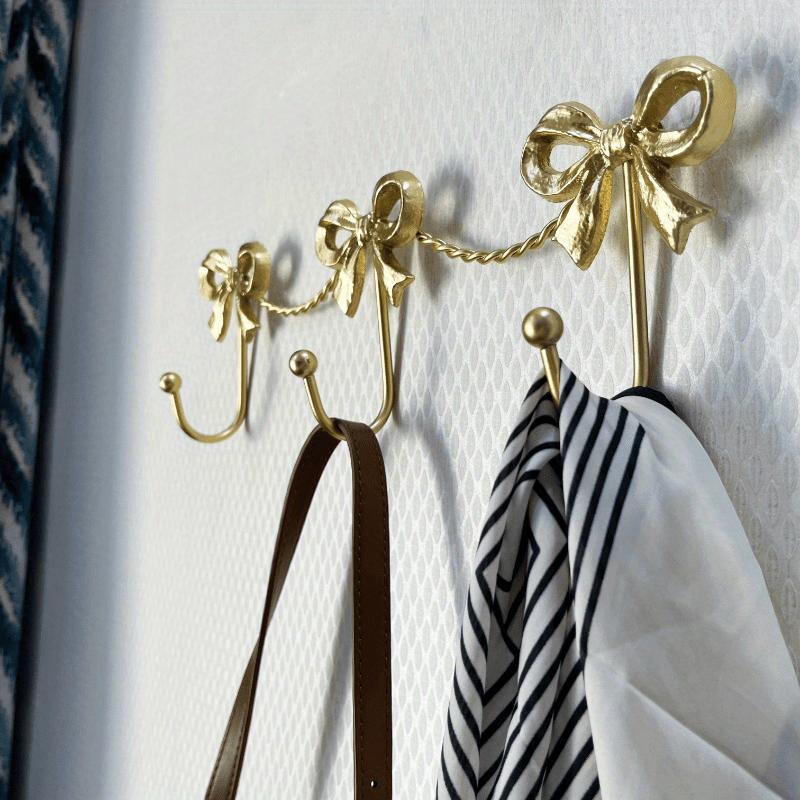 

Шикарные золотистые настенные крючки-бантики, устойчивые к ржавчине, простые в установке металлические вешалки для одежды для спальни девочки, прихожей, игривый девчачий стиль, яркие цвета