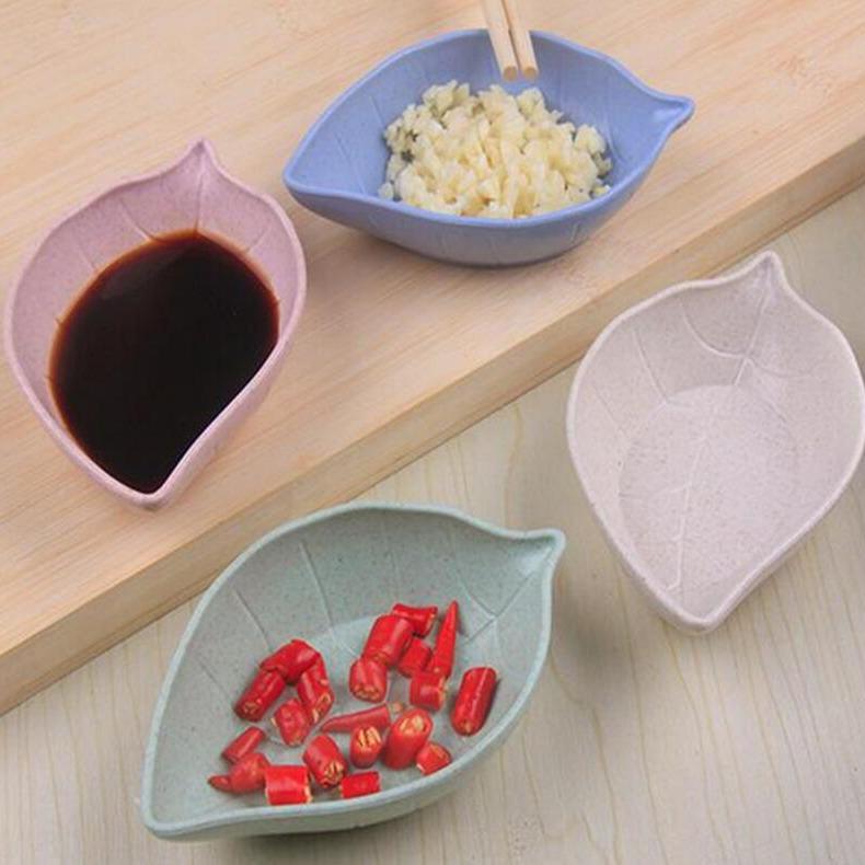 Wheat Straw Kitchen Seasoning Dish - Creative Round Plastic Plate for Dipping Sauce & Snacks