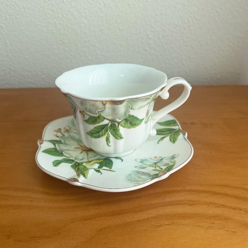 Light Luxury Peony Flower Golden Edge Ceramics Coffee Cup and Saucer Set European Afternoon Tea Cup Home Blue Flower Tea Cup