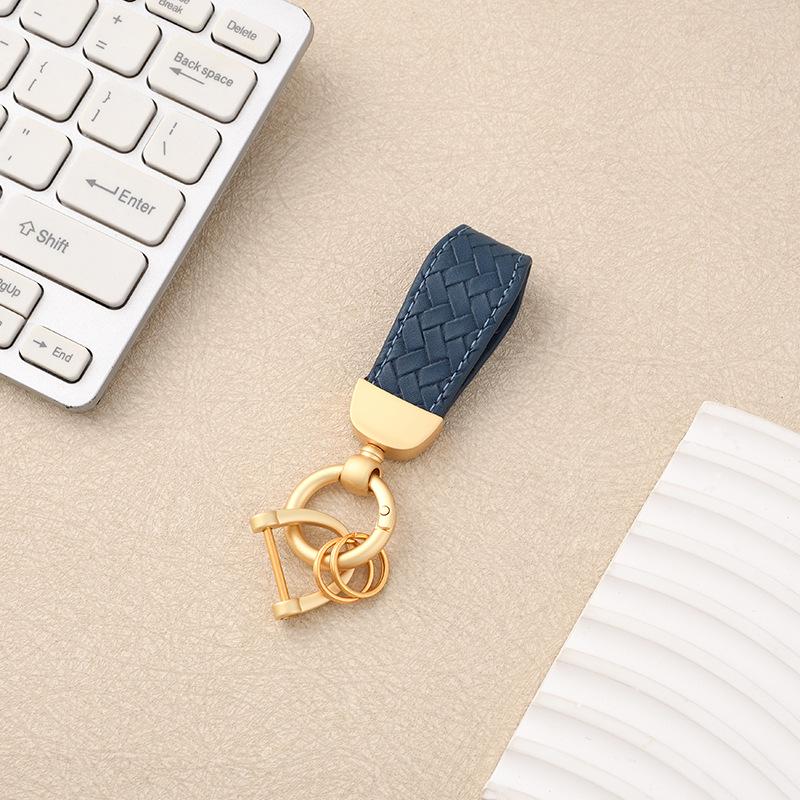 Luxury PU Leather Anti-Lost Motorcycle Car Keychain Pendant