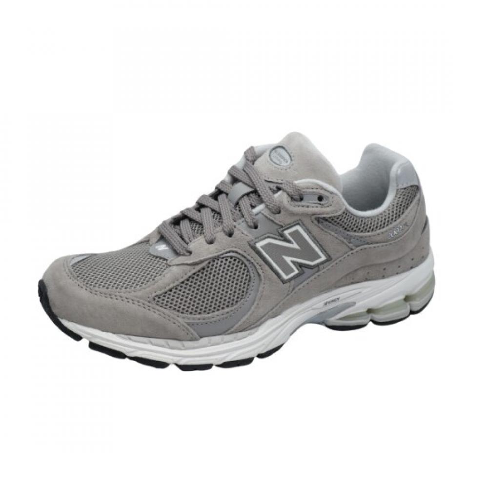 New Balance Unisex 2002r Premium Vintage Sneaker Marblehead White M2002rjm