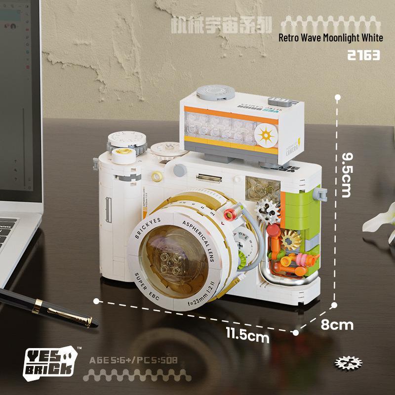 Vintage SLR Camera Model Compatible with LEGO Bricks – Educational Assembly Toy