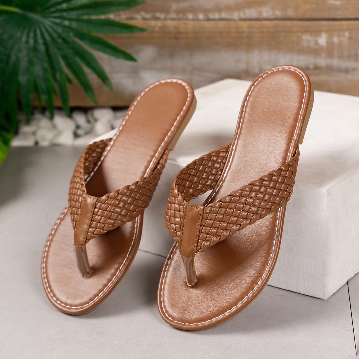 

Foreign trade large size Korean version of flat-bottomed flip-flops women s spring and summer new casual woven toe solid color one-pedal women s sl 43