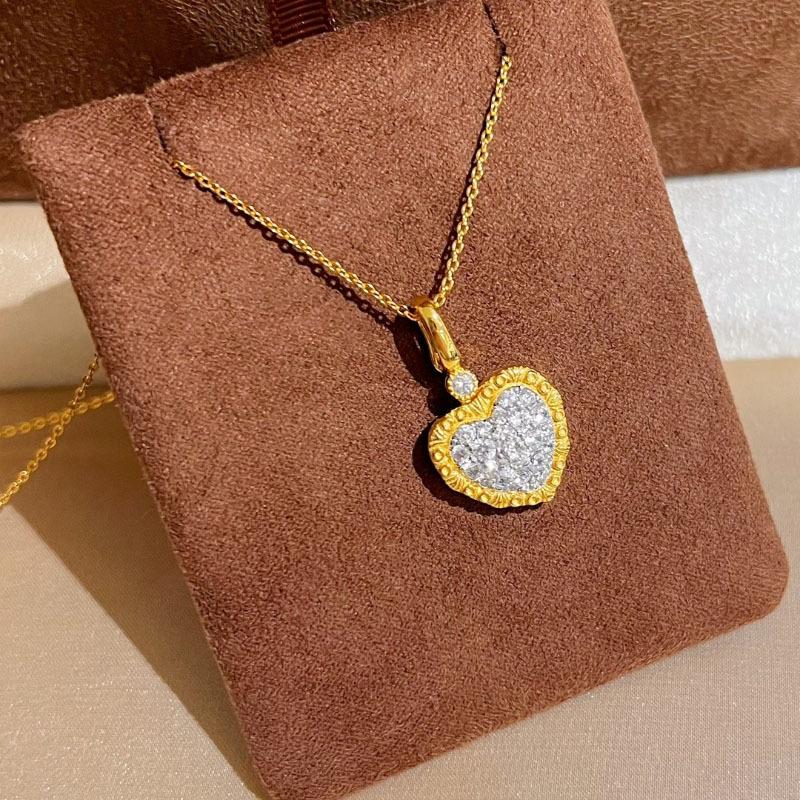 Classic Light Luxury Hammer Pattern Inlaid Full Diamond Heart-Shaped Pendant Elegant Fashion Necklace Wedding Jewelry Gift