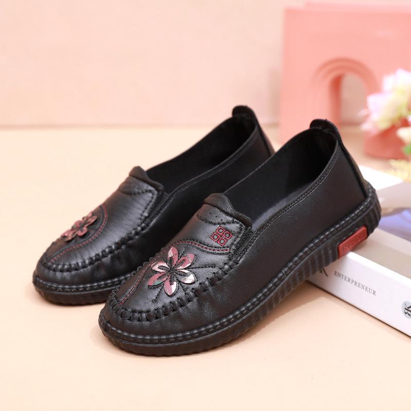 Women's Lightweight Non-Slip Soft Sole Shoes for Comfort - Ideal for Middle-Aged & Elderly