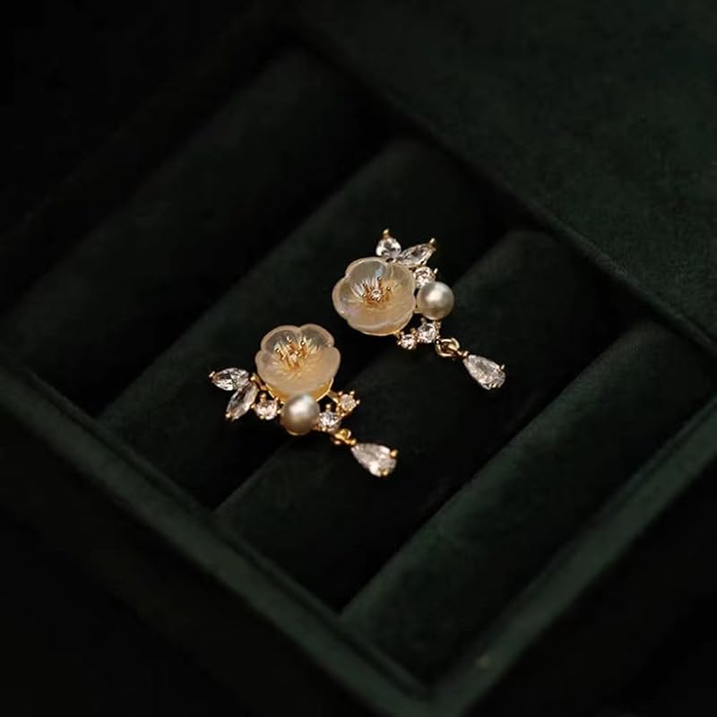 Chynian Earrings Flower Japanese Style Cute Earring Ladies Popularity It Doesn't Hurt Earring Silicone Covers Sway Compatible with Metal Allergies