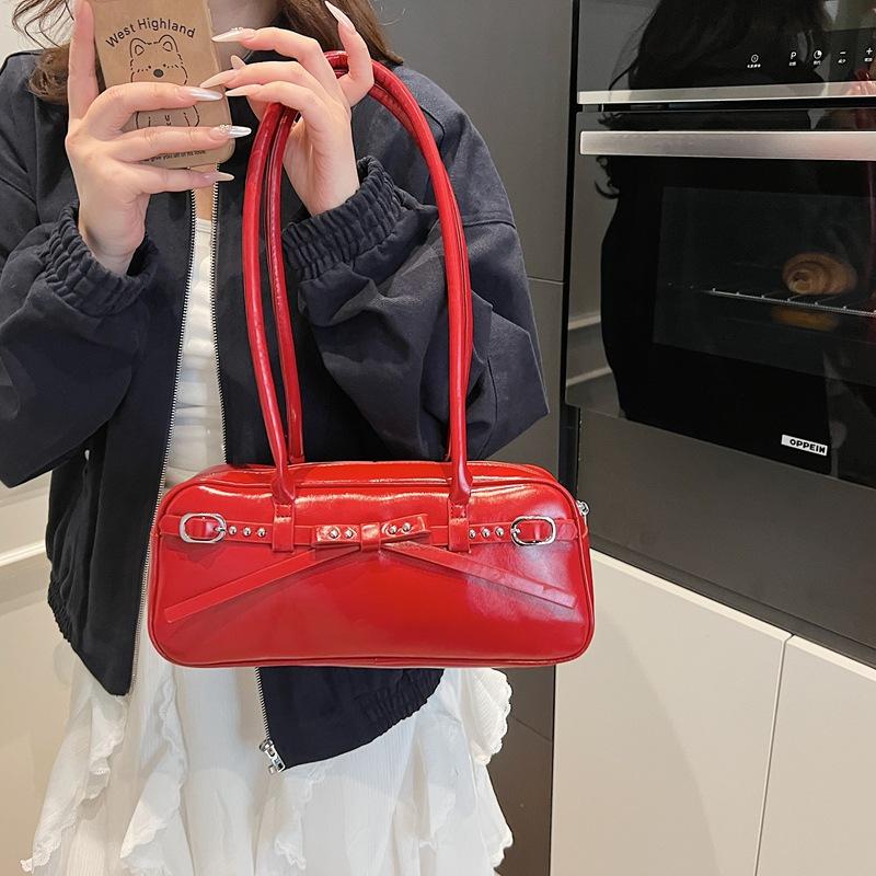 Large-capacity Bag Women's Versatile 2025 New Niche Design Shoulder Underarm Bag Fashionable Boston Bowling Bag