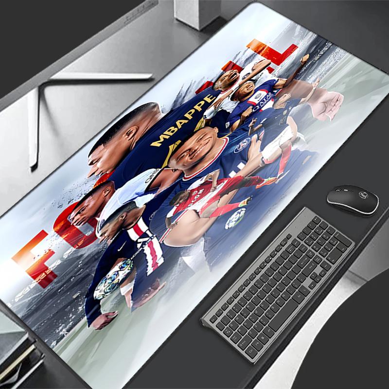 Kylian Mbappé Thema Premium Rutschfestes Mauspade mit Genähten Kanten, Strapazierfähiges Gummi-Material, für Schreibtisch & Gaming Tolle Geschenke