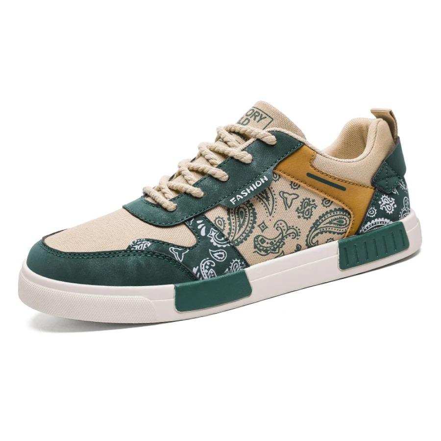 2025 Breathable canvas men's sneakers casual non-slip soft sole large size walking shoes Fashion board shoes flat shoes for men
