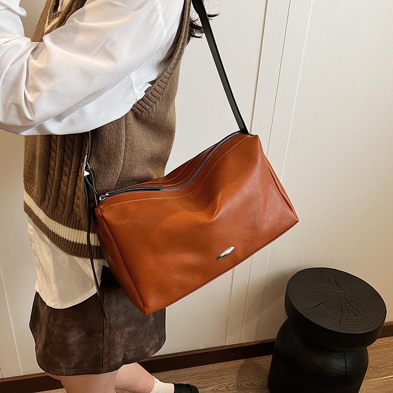 Vintage Women Handbags Soft Leather Shoulder Bag Simple Casual Ladies Messenger Bags High Quality Female Underarm Tote Bag