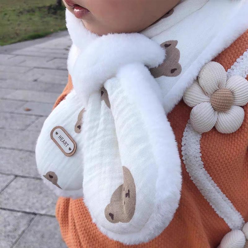 Non-Toxic Korean Bear Print Baby Scarf Winter Plush Cross Scarves For Kids Children Warm Neckerchief Scarves Baby Accessories 1-6Y