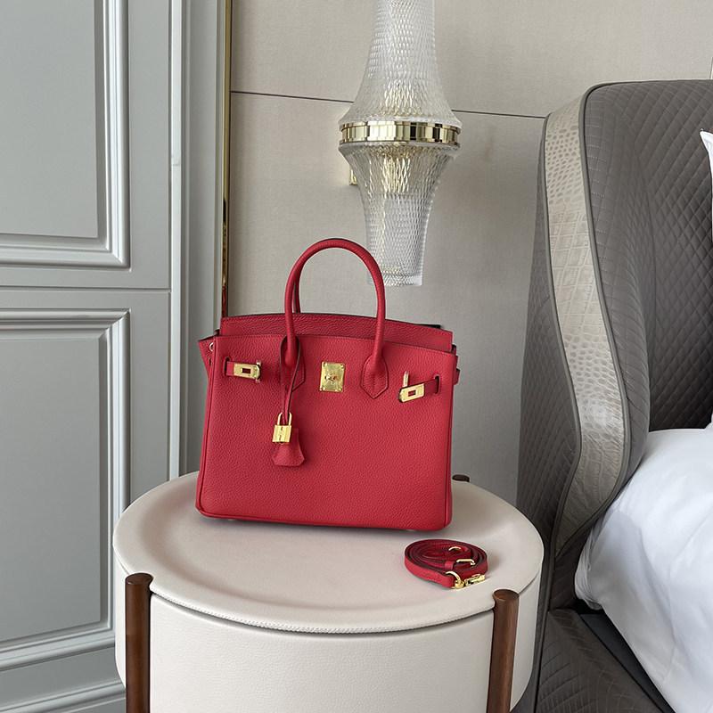 A new high-end platinum bag with