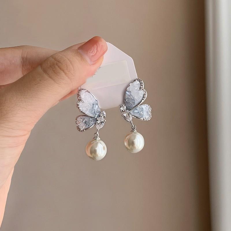 Zircon Geometric Pearl Stud Earrings Autumn and Winter Retro Elegant Earrings Temperament Earrings Women