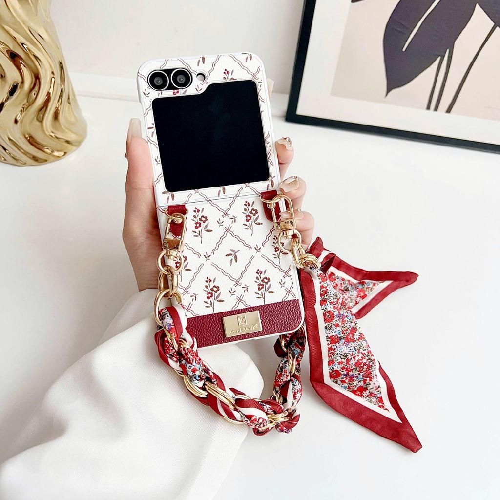 Samsung Z Flip7/6/5/4 Lucky Flower Drop-Proof Phone Case