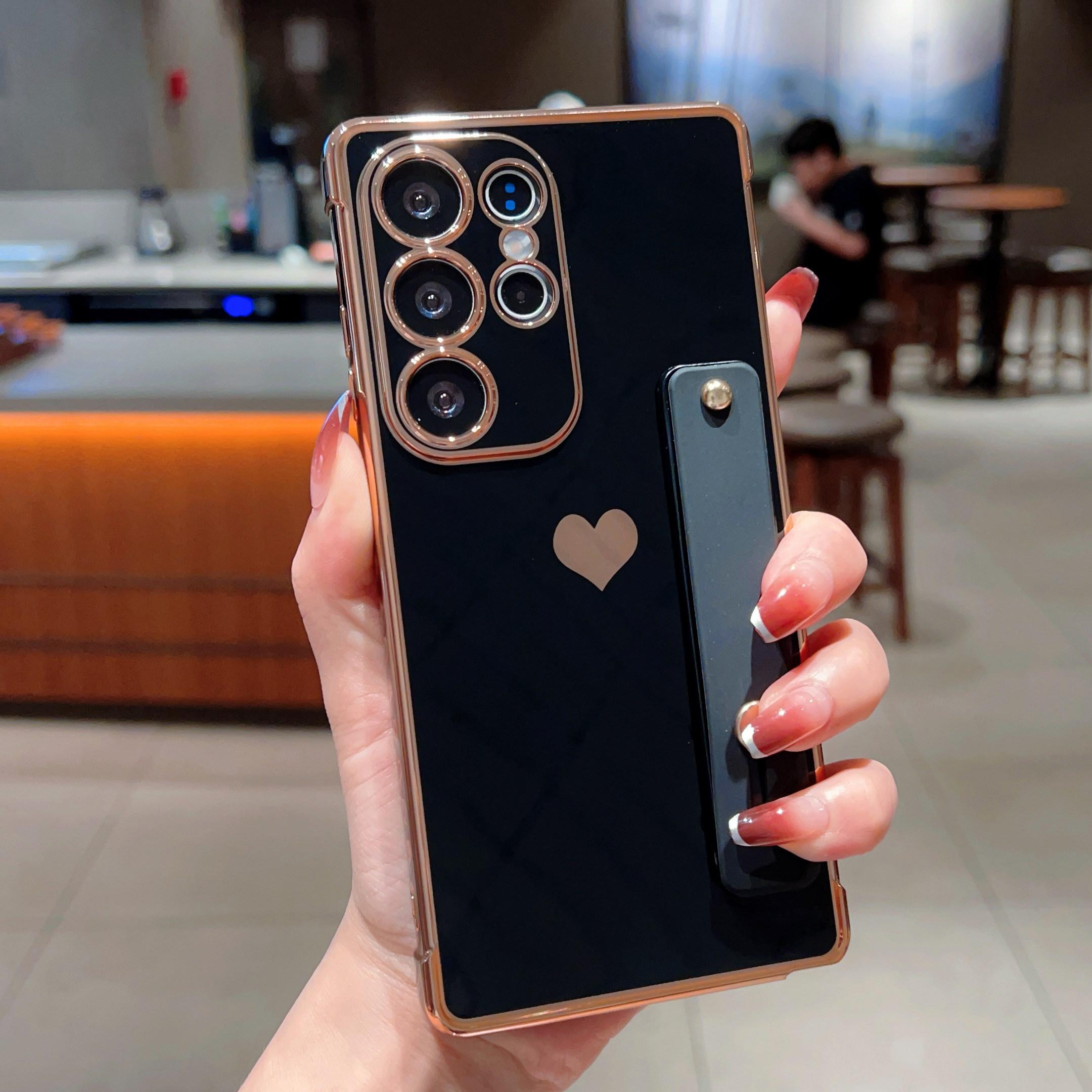 

Чохол для Samsung Galaxy S25 Ultra з смужковою підставкою, гальванізованим краєм, м яка TPU накладка на телефон з сердечком Black