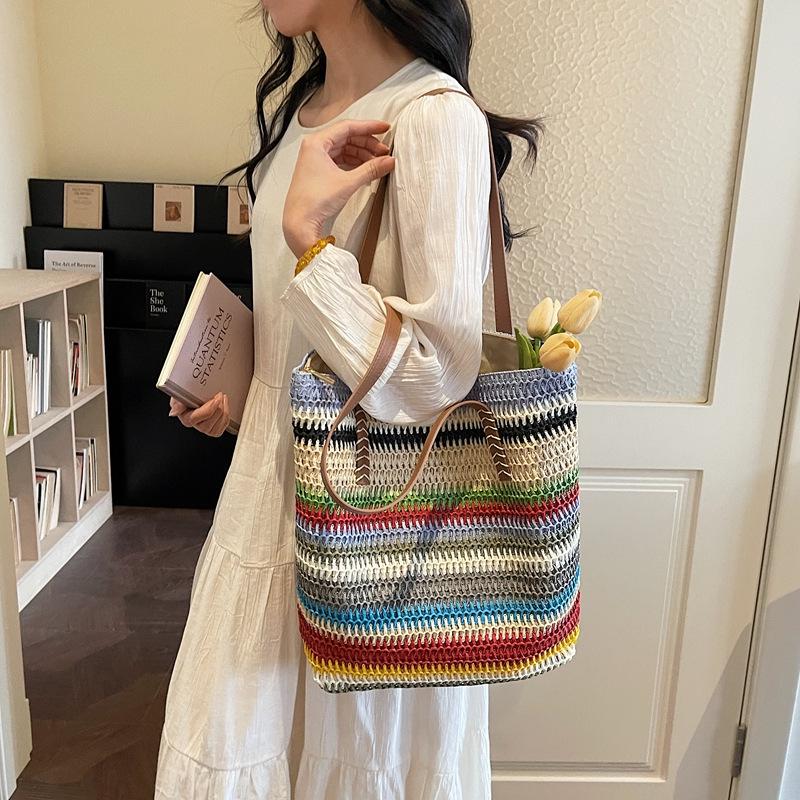 Bolsa de Palha Tecida com Listras Arco-Íris Feminina - 2026 Bolsa de Ombro de Grande Capacidade para Férias na Praia e Deslocamento