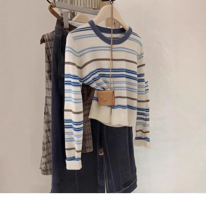 Early autumn new inner bottoming shirt unique beautiful and thin small top contrasting stripes long-sleeved t-shirt women
