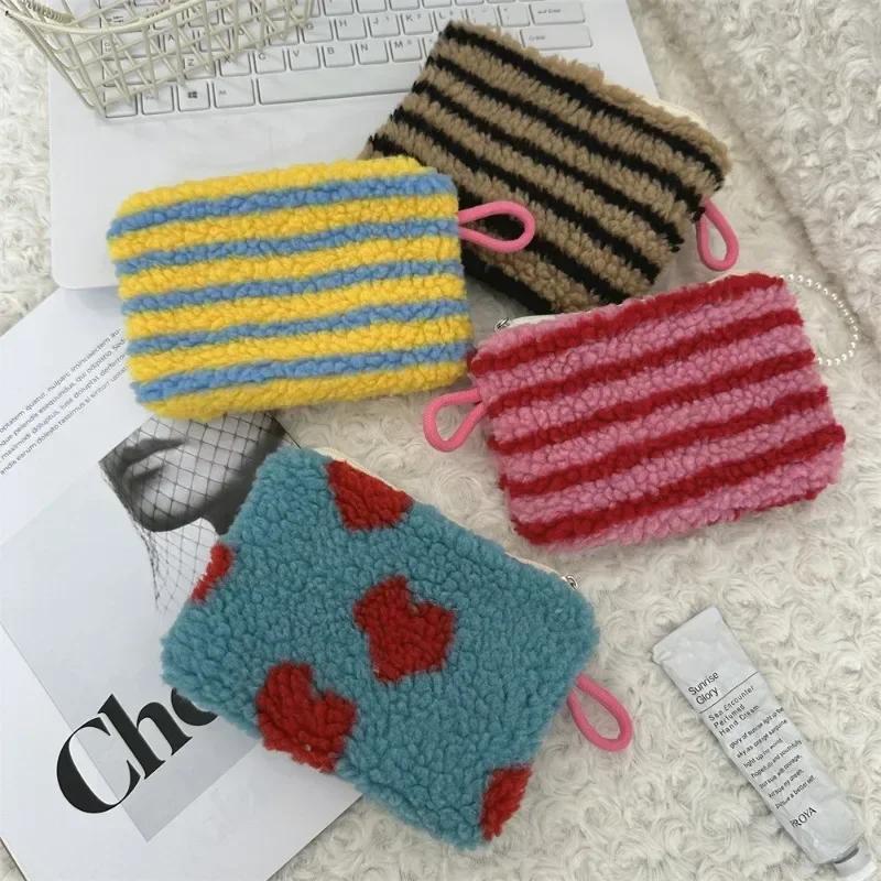 Borsa Porta Rossetto Soffice a Forma di Cuore, Mini Pochette Trucco Carina per Studenti, Portamonete Portachiavi, Custodia Cosmetica alla Moda