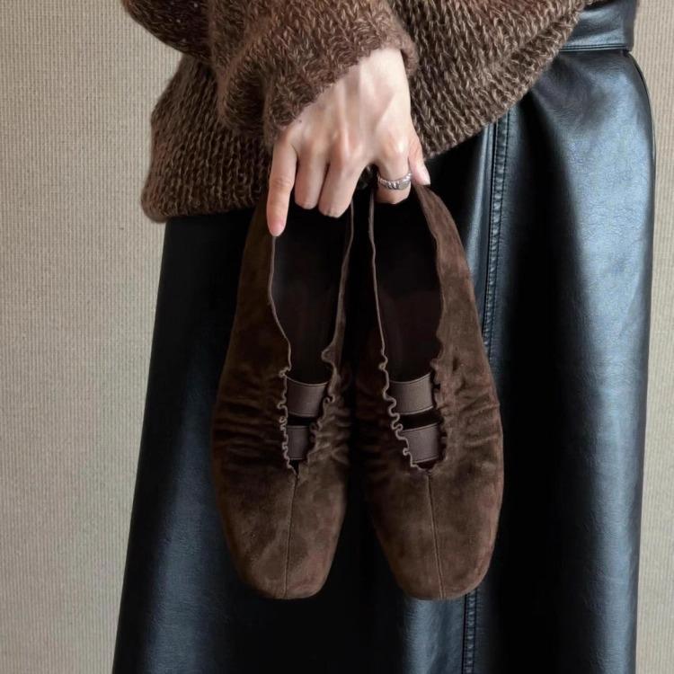 

Версия из овчины~ Ретро Квадратный Носок Плиссированные Низкокаблучные Лоферы Нишевая Мода Универсальные Легкие Однотонные Туфли Женские 35 коричневый