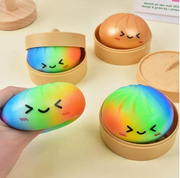 Emoji Squishy Powoli Powracające Miękkie Zabawki Anty-stresowe na Biurko Biurowe Urocze Kreskówkowe Mochi Sensoryczne Zabawki Fidget na Lęk