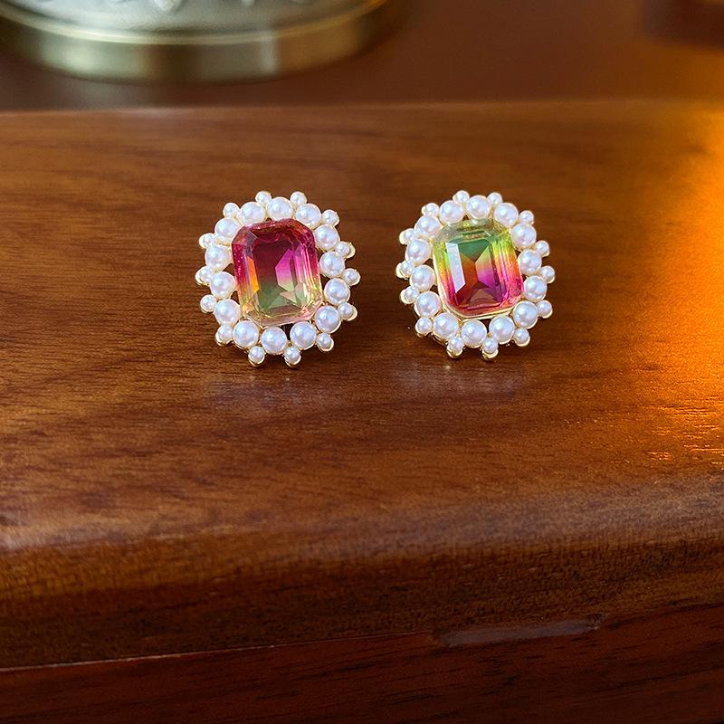 Silver Needle Pearl Heart Earrings - 2025 Korean Trend, Minimalist Flower Dangle Studs for Women's Elegant Style