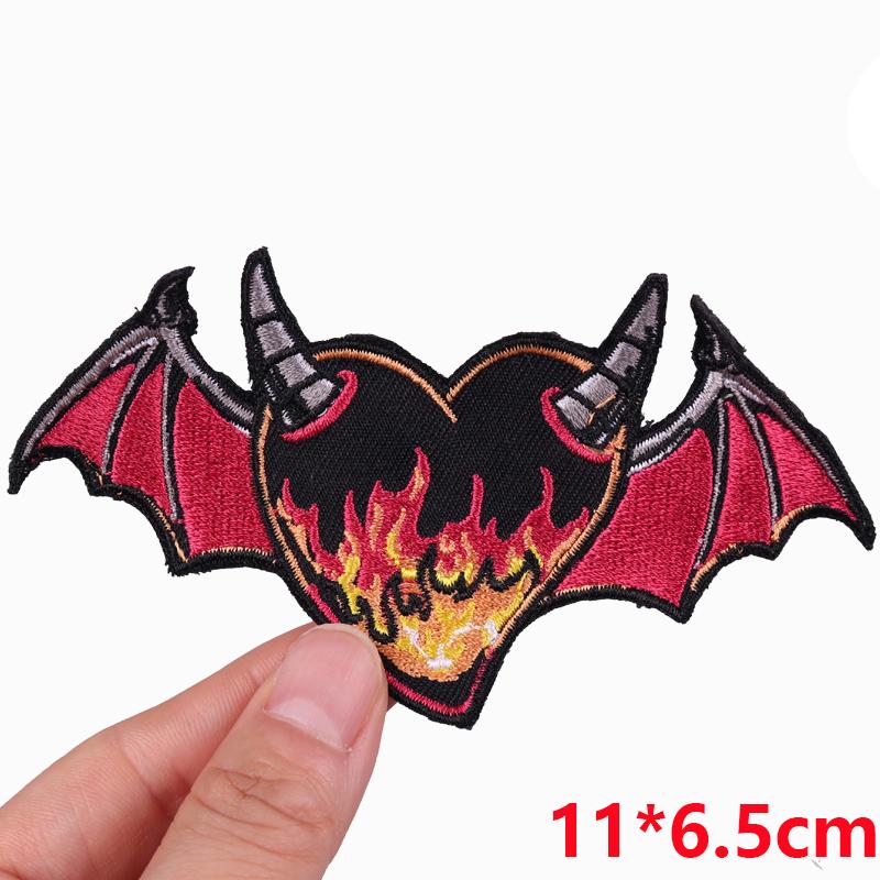 Jackets Embroidered Patches Diy Flame Bat /Horror Punk Patch Iron On Patches For Clothing Thermoadhesive Patches On Clothes Diy 