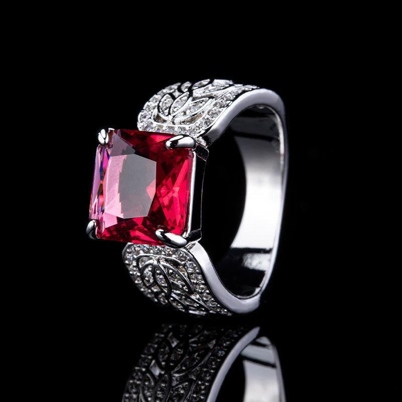 Inel Corindon Sânge de Porumbel, Inel de Lux pentru Degetul Arătător, Diamant cu Carbon Ridicat, Inel pentru Femei cu Zircon Pătrat de Calitate Superioară.