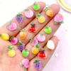 50 sztuk żywica mieszane kolorowy brokat Mini brzoskwinia gruszka winogrono jabłko wiśnia cytryna persimmon rzodkiewka owoce żywność Nail Art płaski tył Rhinestone