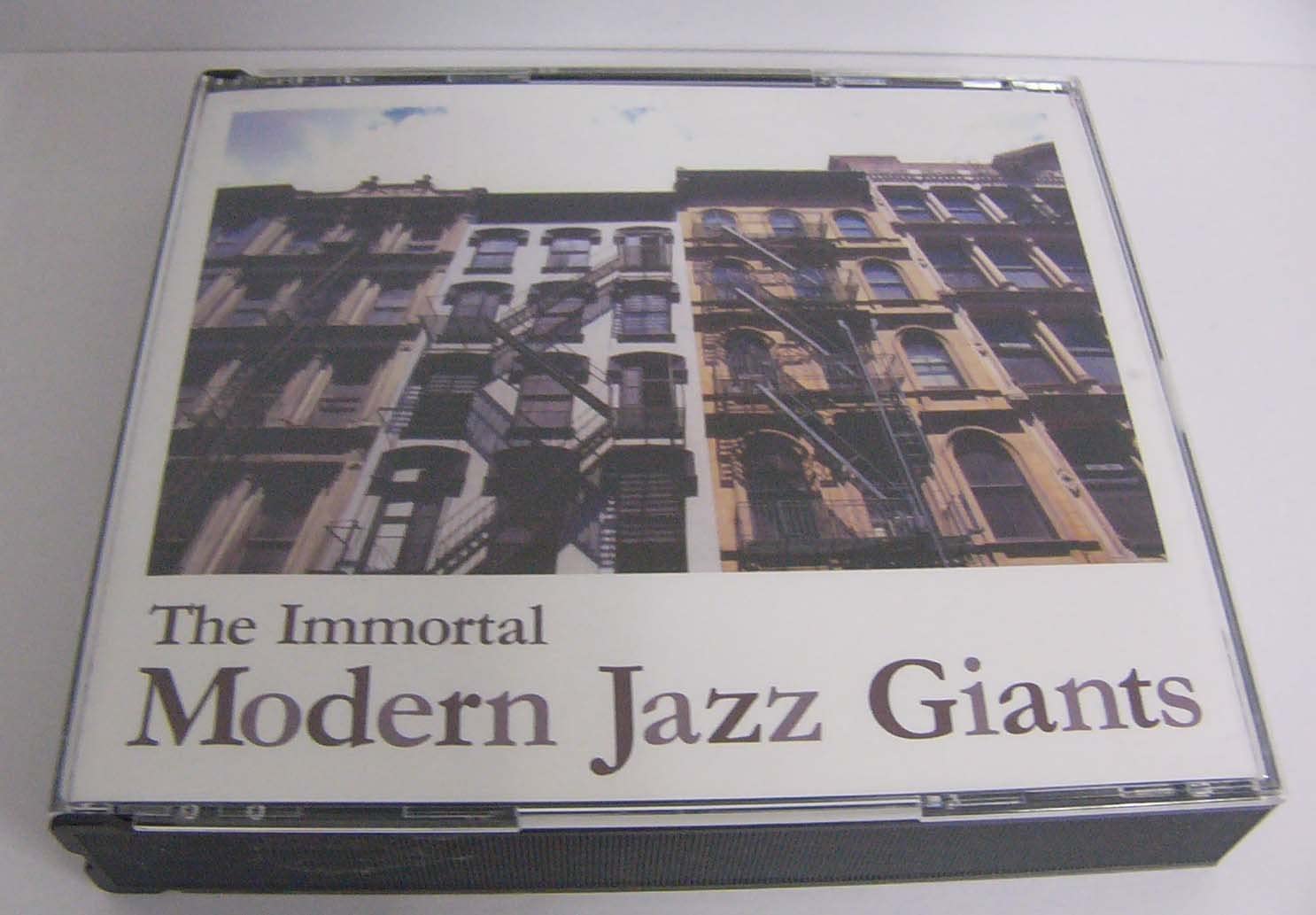 

CD VARIOUS - The Immortal Modern Jazz Giants DYCP10081 SONY MUSIC Japan Jazz Used