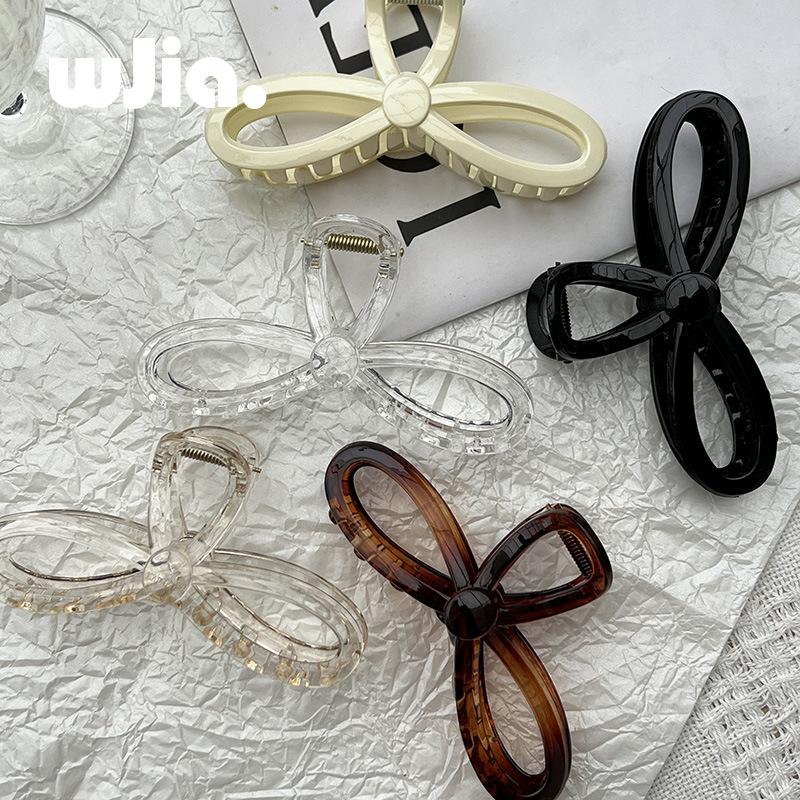 13cm Large Plastic Hair Claw Shark Hair Clip Crab Thick Hair Accessories Non-slip Side Slide for Women and Girls Rolled Up Bath