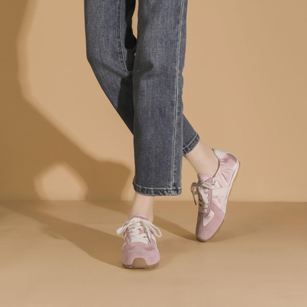 2025 summer new casual women's shoes soft sole not tired feet sweet wind sports casual shoes satin high-end shoes