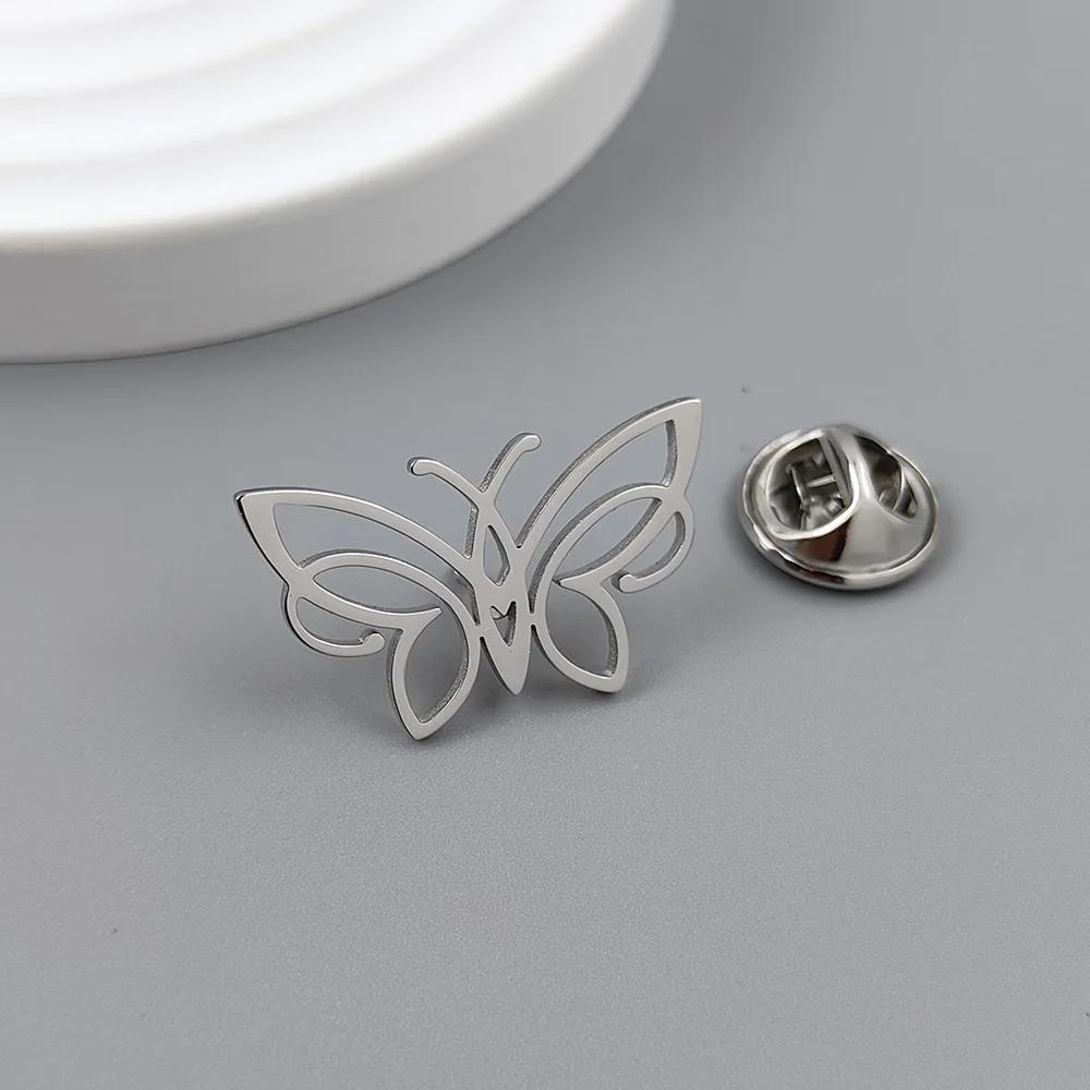 New hollow butterfly brooch Men and women elegant stainless steel brooch, cute decoration for tire backpack. серебряный