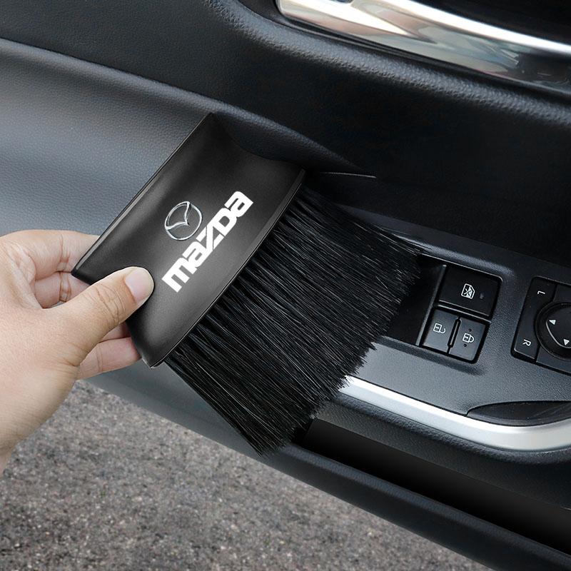 1Pcs Car Dedusting Brush Air Outlet Cleaning Brush for Mazda 3 6 CX5 2 CX3 CX9 MX5 RX8 Axela Demio Atenza MS IUE2