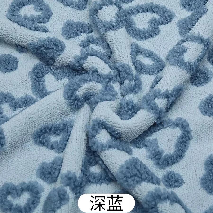 0.5m/1m/2m Thickened Lamb Wool Heart-shaped Jacquard Fabric for Sewing Coat Makeup Bag Dolls Blanket Pajamas DIY Clothing Fabric