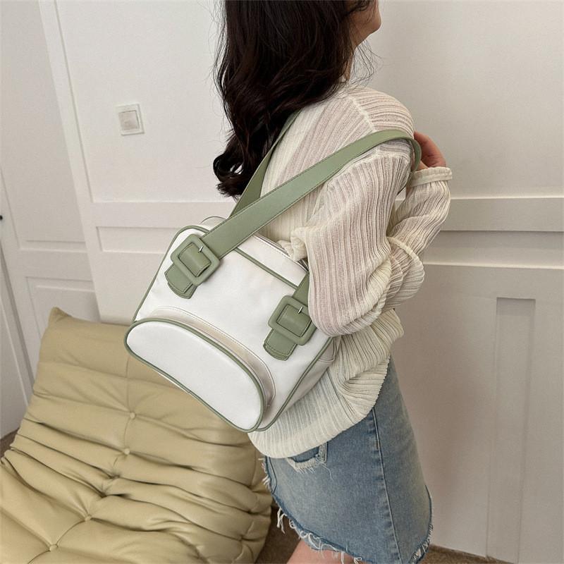 Fashionable Large Capacity Shoulder Bag 2023 Trendy Spring Underarm Tote For Women