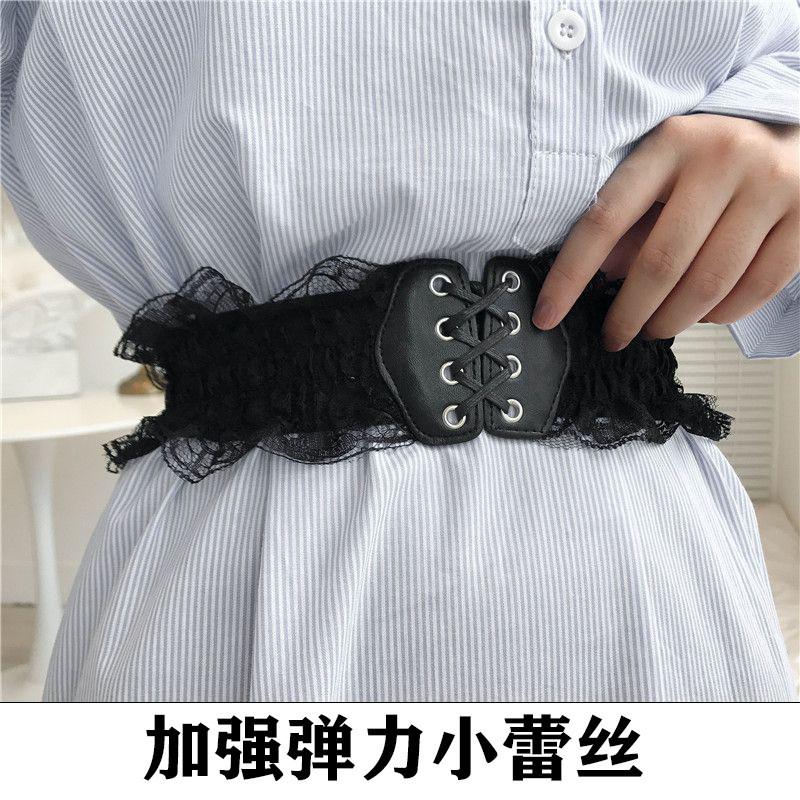 Elegant White Fashionable Lace Trim Dress With Waist Cincher For Stunning Silhouette