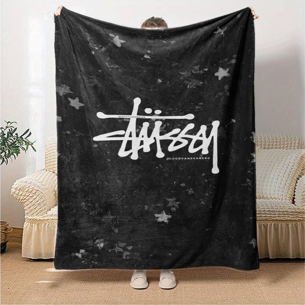 Camo Filled Signature Logo Flannel Blanket, Black Base Street Graffiti Style Soft Throw Blanket