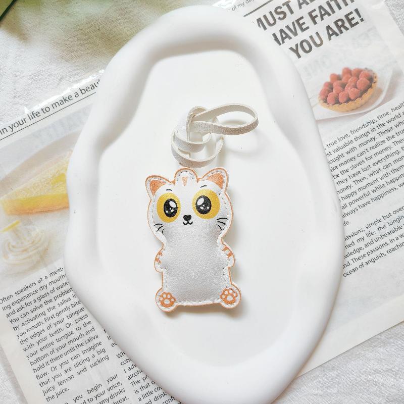 Cat Panda Handmade Leather Pendant Keyrings Cute Car Backpack Keychain For Animal Lovers Bag Accessories Charm Jewelry Gift