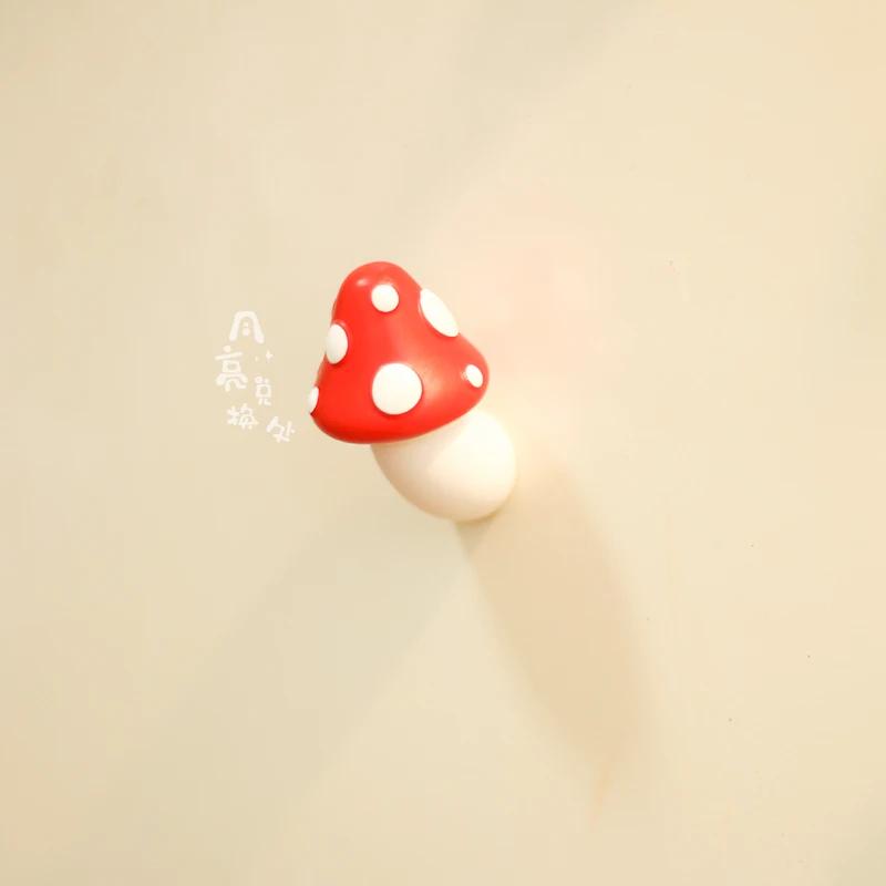 Red Mushroom Refrigerator Magnets Magnetic Stickers Wenchuang Products Interesting Creative Magnets Magnetic hook clothes rack